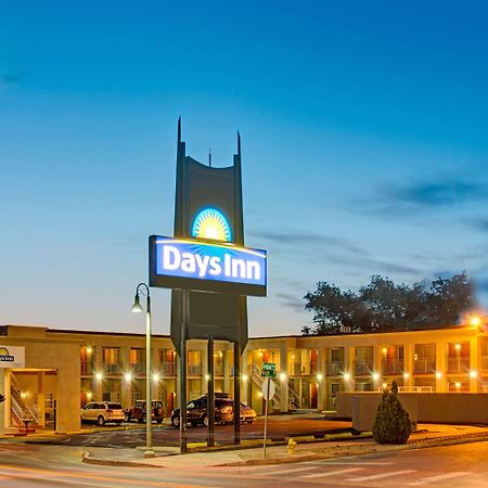 Days Inn By Wyndham Albuquerque Downtown Zewnętrze zdjęcie