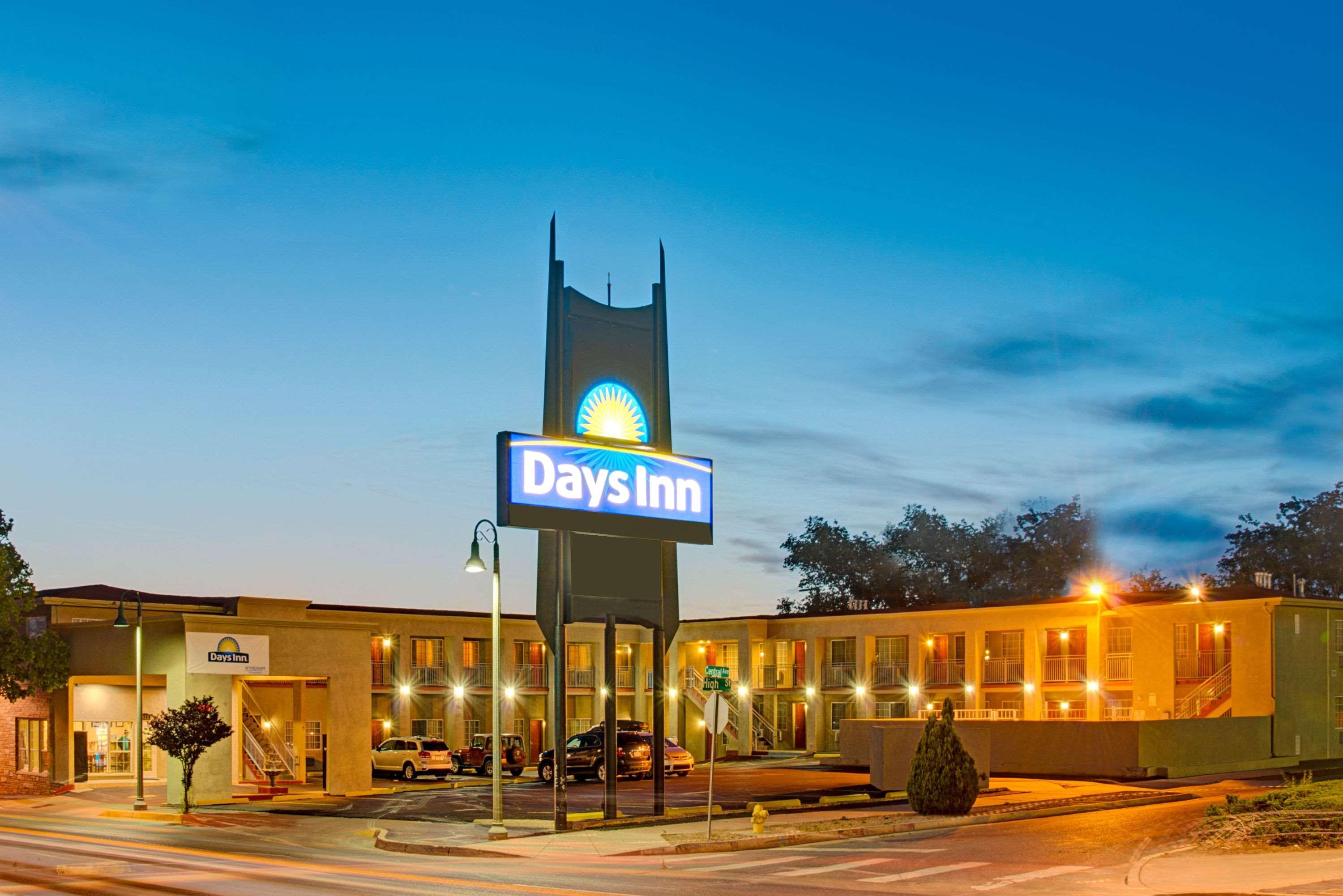 Days Inn By Wyndham Albuquerque Downtown Zewnętrze zdjęcie